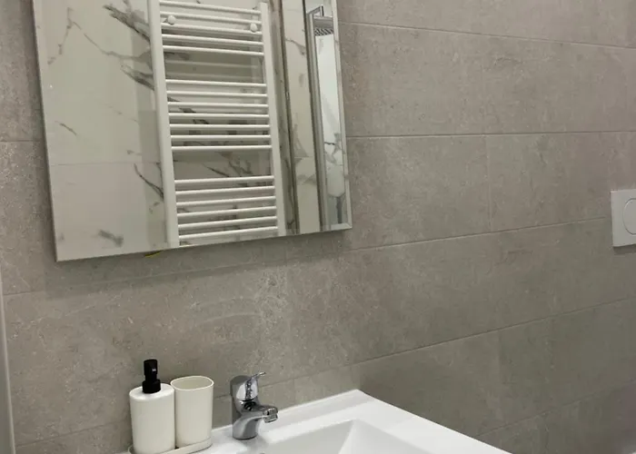 Family Domus Via Latina Apartment